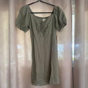 🛑 SOLD 🛑Jessica Simpson BNWT Green Puff Sleeve Dress